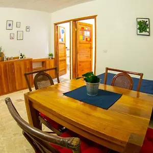 https://luna-caribbean-studio-near-la-playita-beach.comcaribbean.com